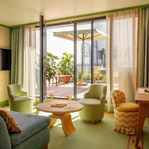 https://la-fantaisie.fr-paris.fr