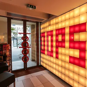 https://oops-design-hostel-latin-quarter.fr-paris.fr